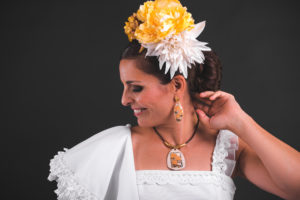 Córdoba y Los Patios modelo de Lourdes Paz con joyeria de María Rengel